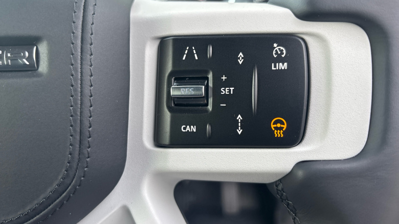 Land Rover Defender 3.0 D350 X-Dynamic HSE 90 3dr Auto Diesel Estate